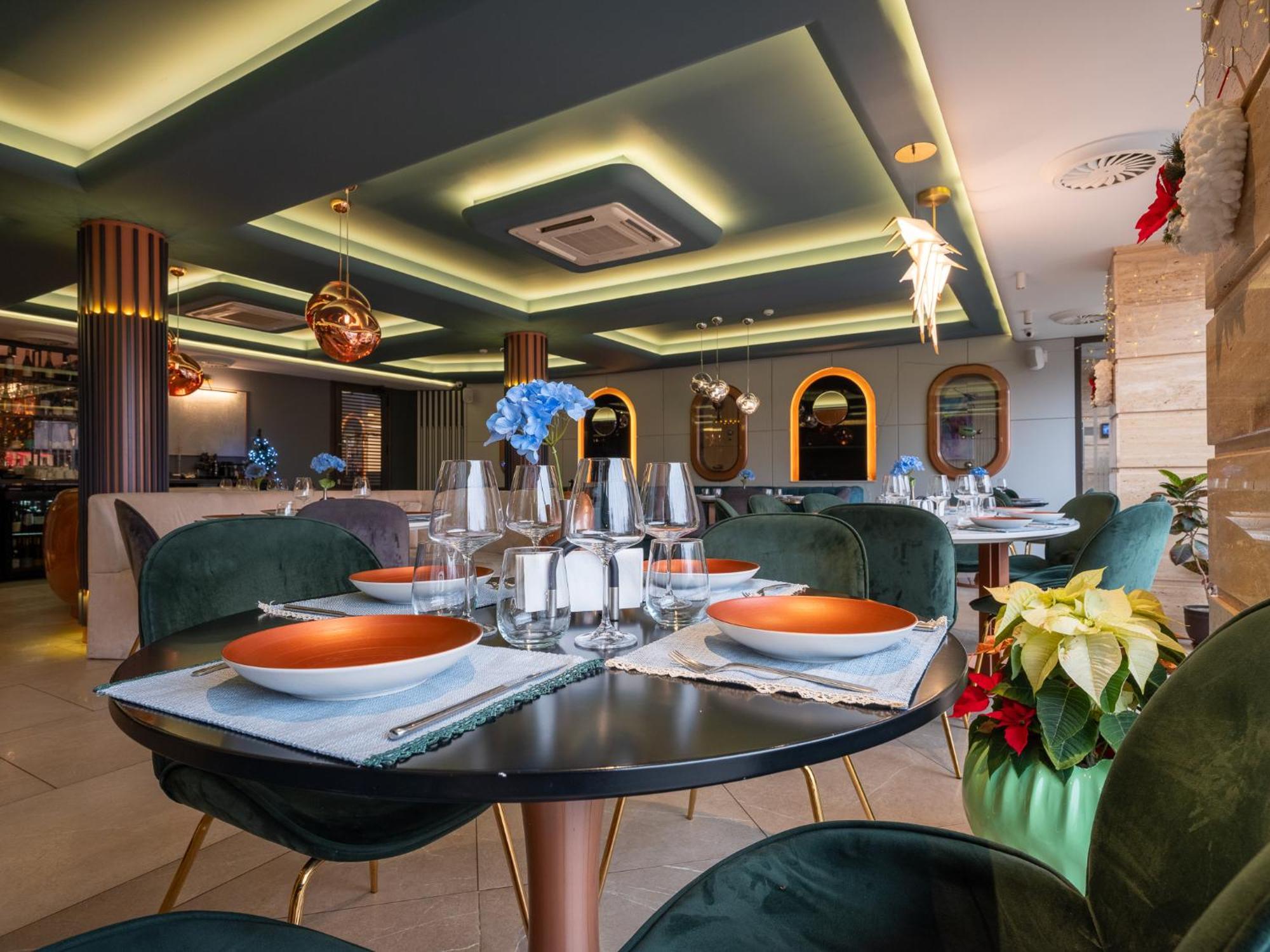 Hotel Concorde Veliko Tŭrnovo Eksteriør bilde