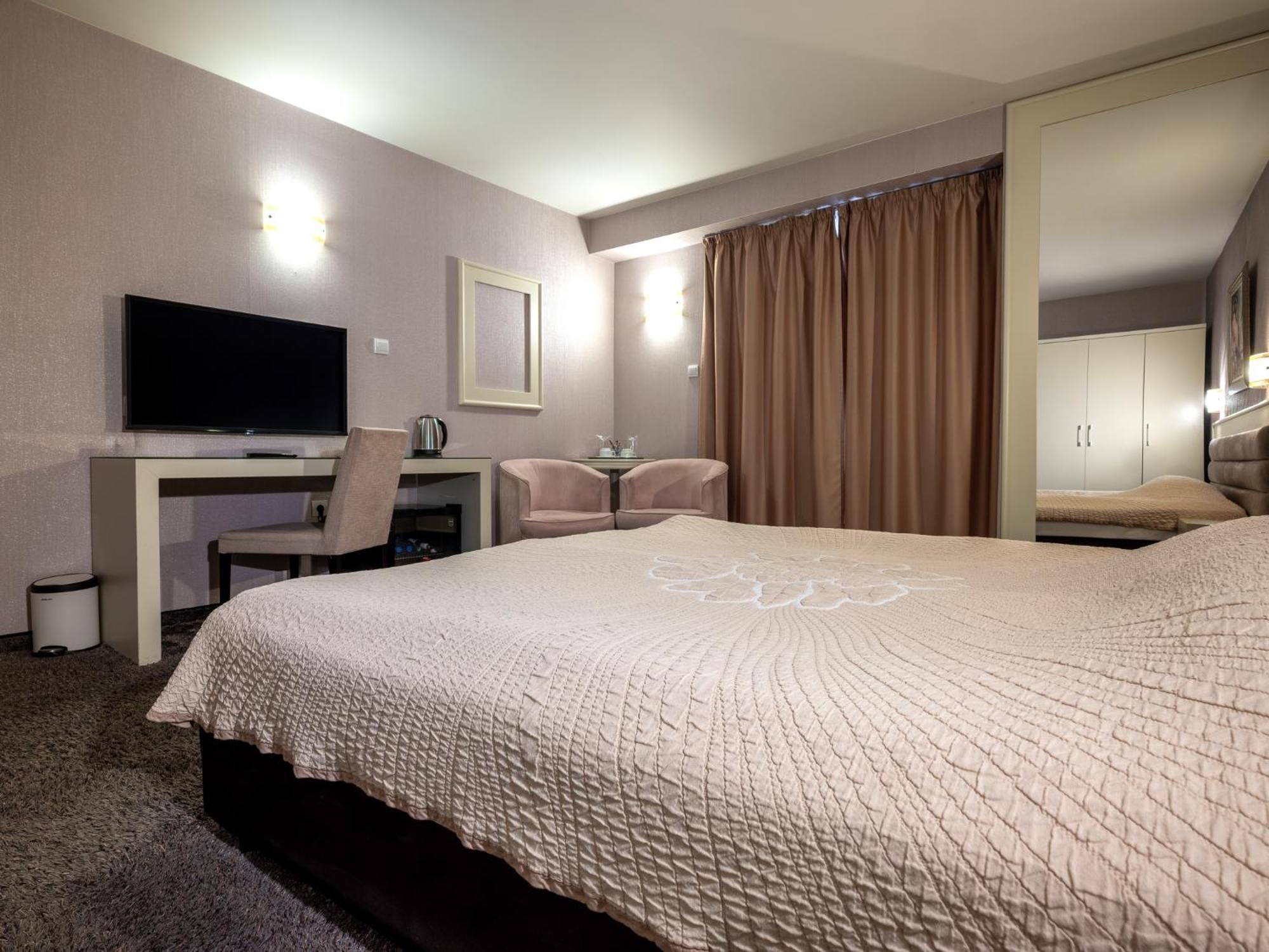Hotel Concorde Veliko Tŭrnovo Eksteriør bilde