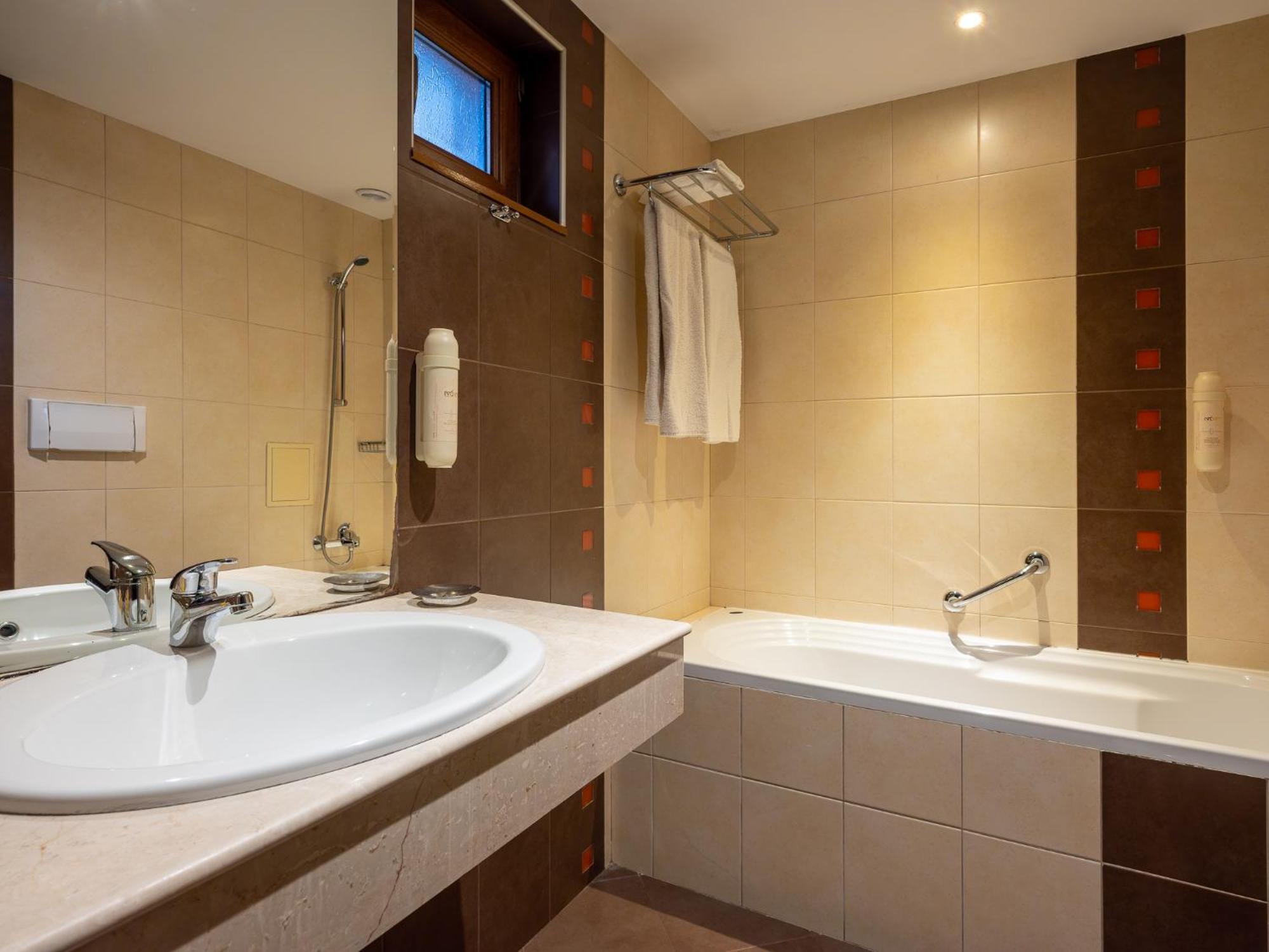 Hotel Concorde Veliko Tŭrnovo Eksteriør bilde