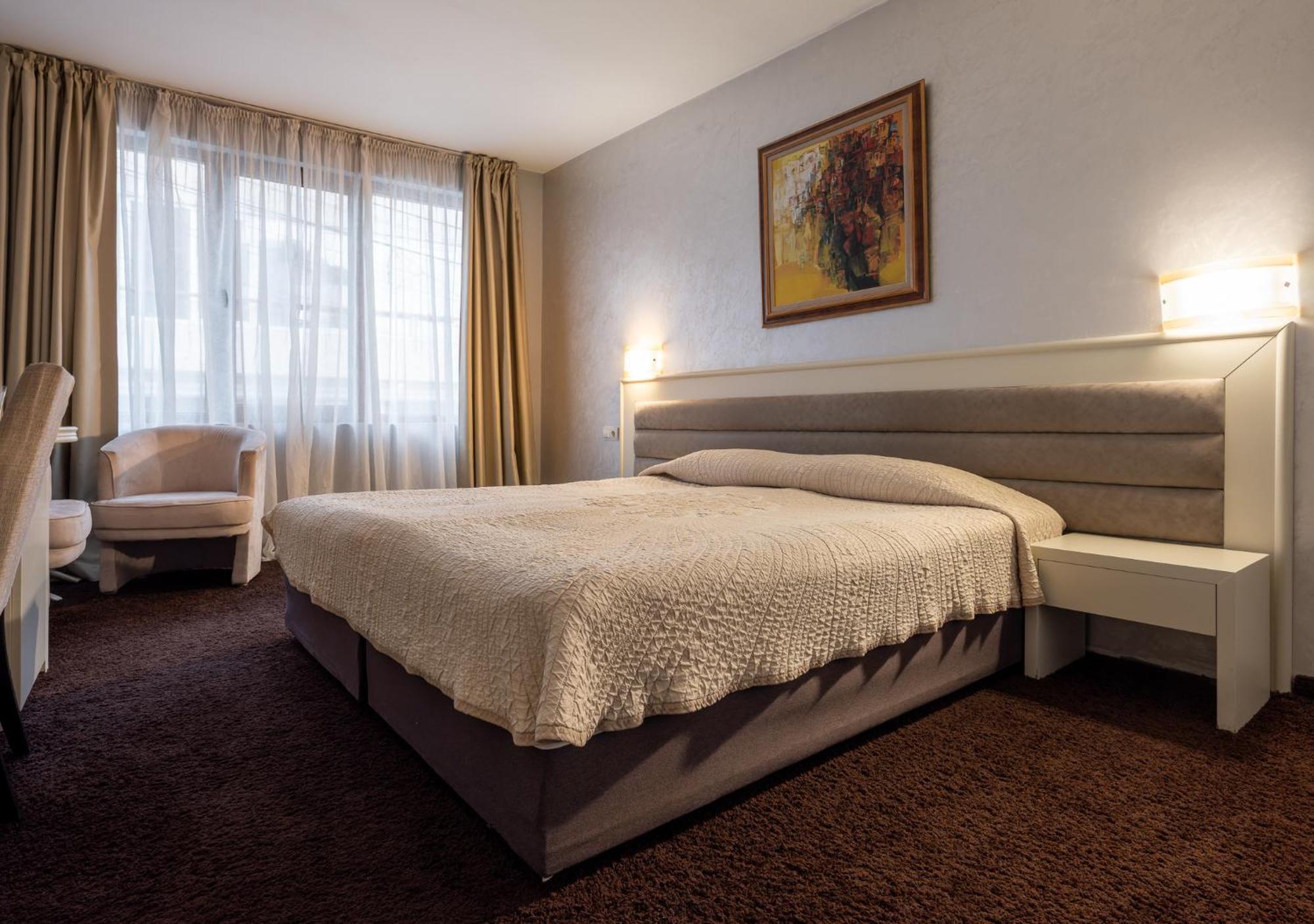 Hotel Concorde Veliko Tŭrnovo Eksteriør bilde